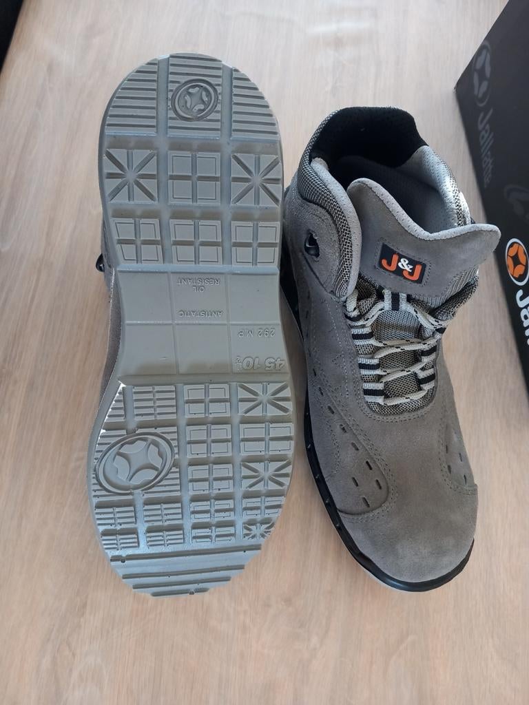 Chaussure de sécurité   45, Enlèvement ou Envoi