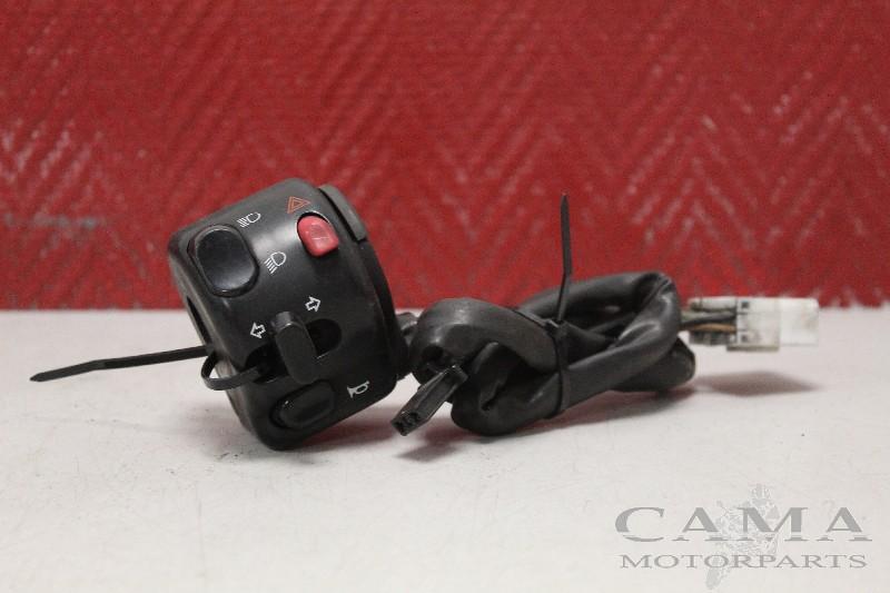 COMMUTATEUR GAUCHE Triumph Tiger 900 1999-2000 (T709 885i), Dhr. S. di Majo, Utilisé, Info@cama-motorparts.nl, P.J. Troelstraweg 8 8
3144 CX  MAASSLUIS, NL