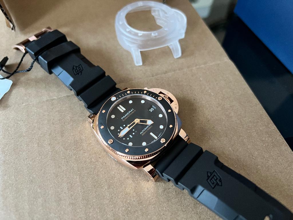 Panerai Submersible Goldtech 42 NIEUW 12/2025 34.500€, Ophalen, Polshorloge, Nieuw, Goud
