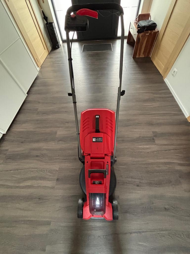 Tondeuse à gazon sans fil Einhell GE-CM 18/32, Jardin & Terrasse, Tondeuses à gazon, Tondeuses à gazon sur batterie, Démarrage électrique