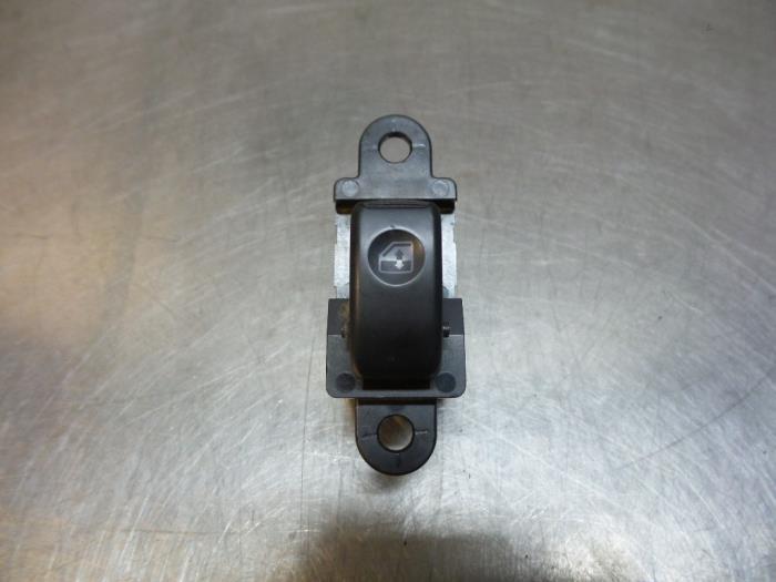 Commutateur vitre électrique d'un Hyundai Atos (Atos Multie, -, 3 mois de garantie, Utilisé, Hyundai