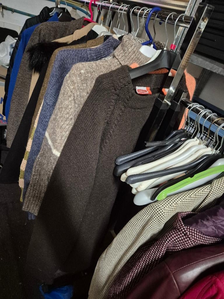 Grote partij Vintage kleding en schoenen, Vêtements | Femmes, Chaussures, Comme neuf, Enlèvement