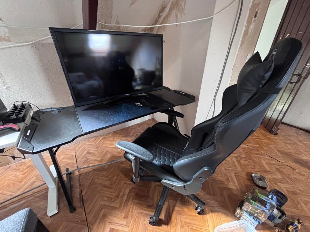 Gaming-bundel, Games en Spelcomputers, Ophalen, Zo goed als nieuw