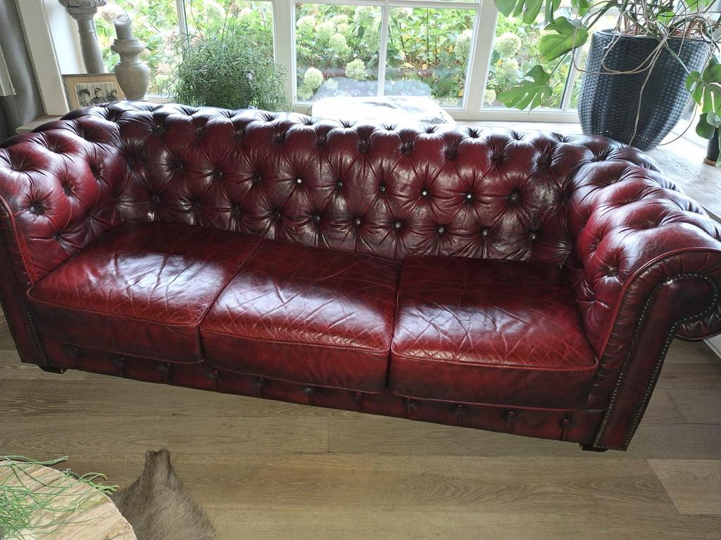 3 zit chesterfield in donker bordeaux rode kleur, Ophalen