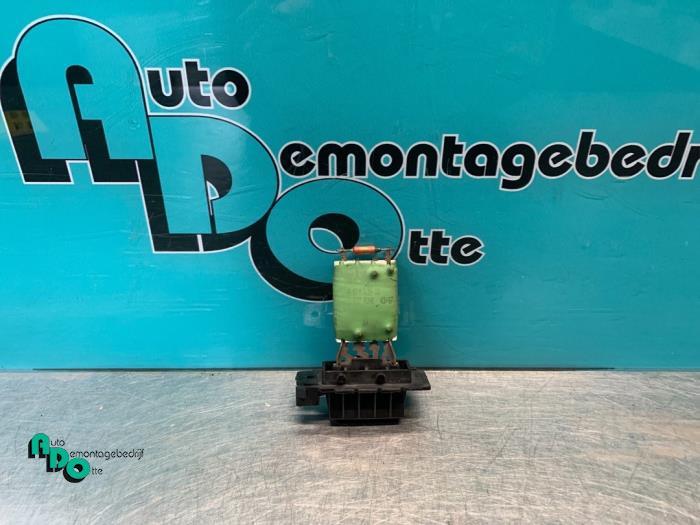 Résistance chauffage d'un Opel Corsa (Corsa D 07-), Autos : Pièces & Accessoires, Climatisation & Chauffage, Opel, Utilisé, 3 mois de garantie