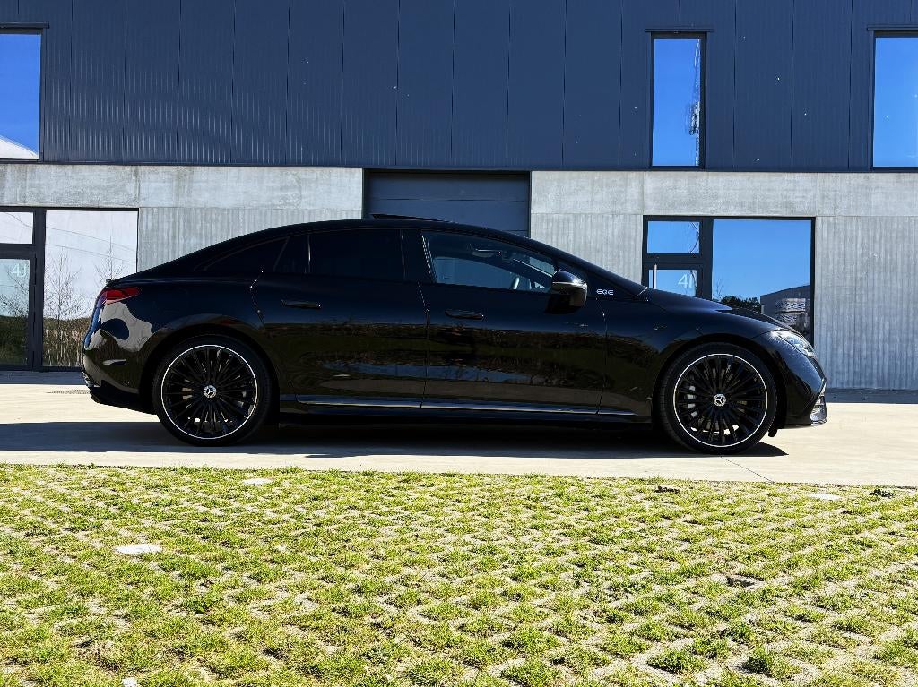 Mercedes EQE 350+ AMGpack Tijdloze & sportieve luxe berline, Auto's, Automaat, https://public.car-pass.be/vhr/1424a9df-666e-4388-893b-b2d0dda3758d