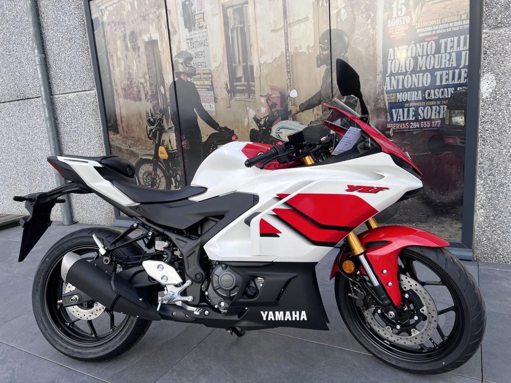 Yamaha YZF-R3 70 TH, Motos, Motos | Yamaha, Entreprise, Super Sport, 320 cm³, 12 à 35 kW