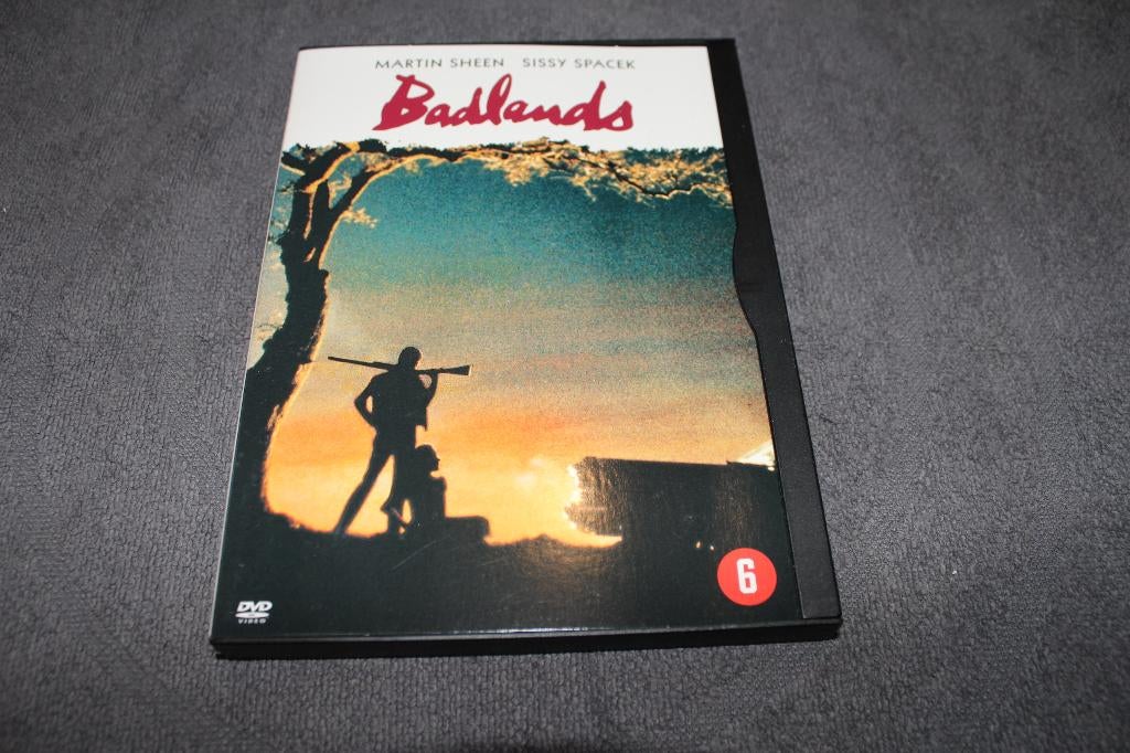 DVD Badlands, CD & DVD, DVD | Classiques, À partir de 6 ans, Thrillers et Policier, 1980 à nos jours, Enlèvement ou Envoi