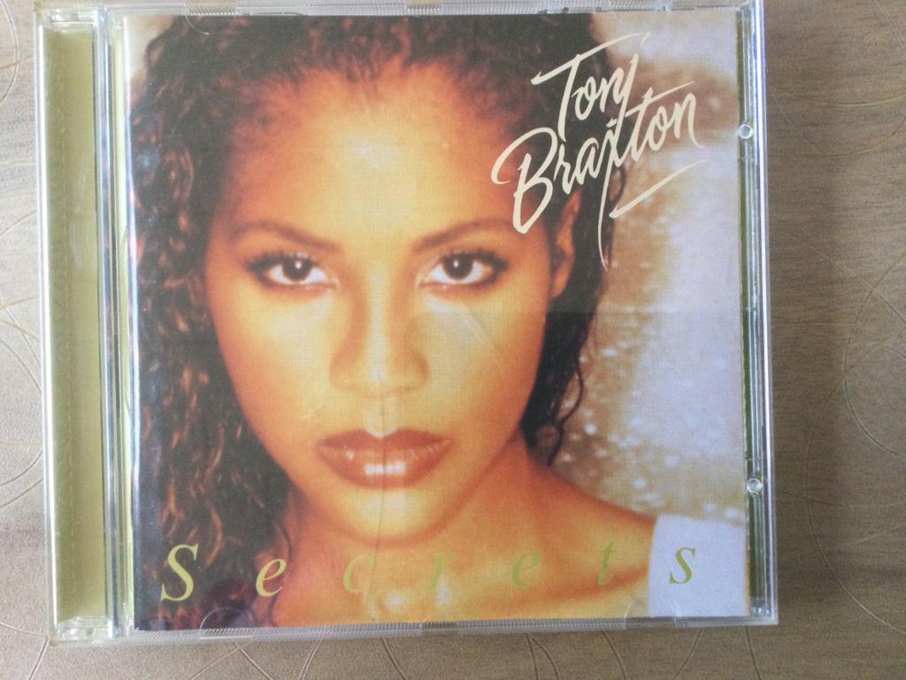 Toni braxton - secrets, Ophalen of Verzenden, Zo goed als nieuw