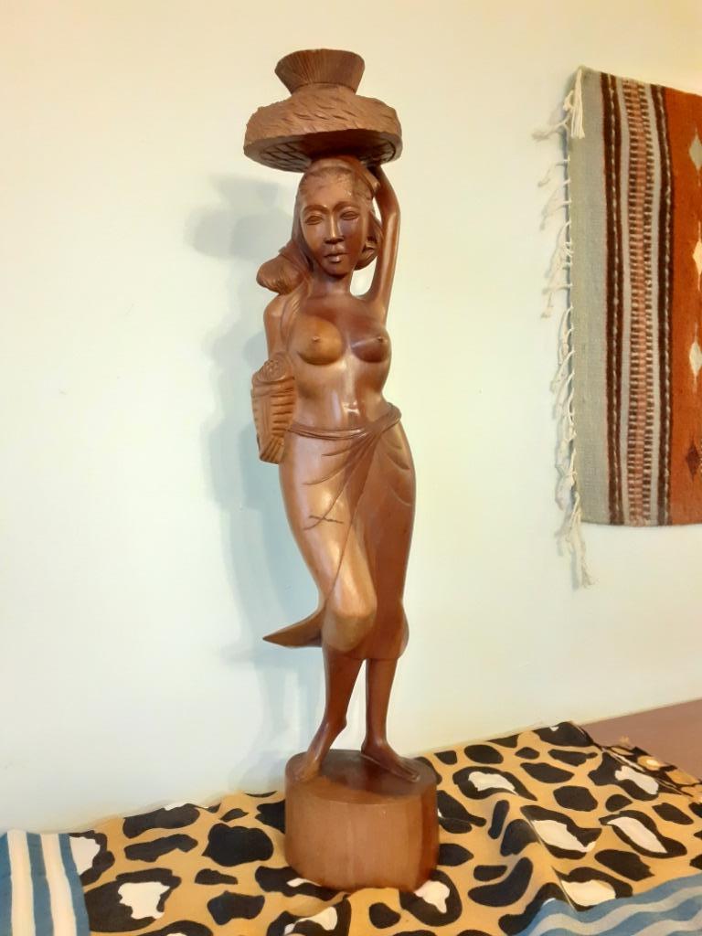 Houten beeld, Ophalen