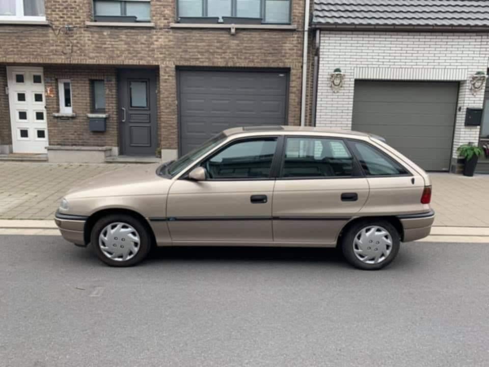 Opel Astra f 1997, Autos, Opel, Achat, Boîte manuelle, 5 portes, Particulier
