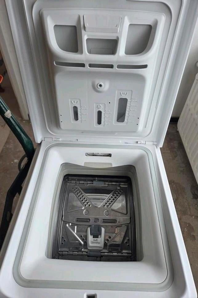 Belle machine à laver à chargement par le haut INDESIT 7 kg, Electroménager, Lave-linge, Neuf, Élévateur, 6 à 8 kg, 90 à 95 cm