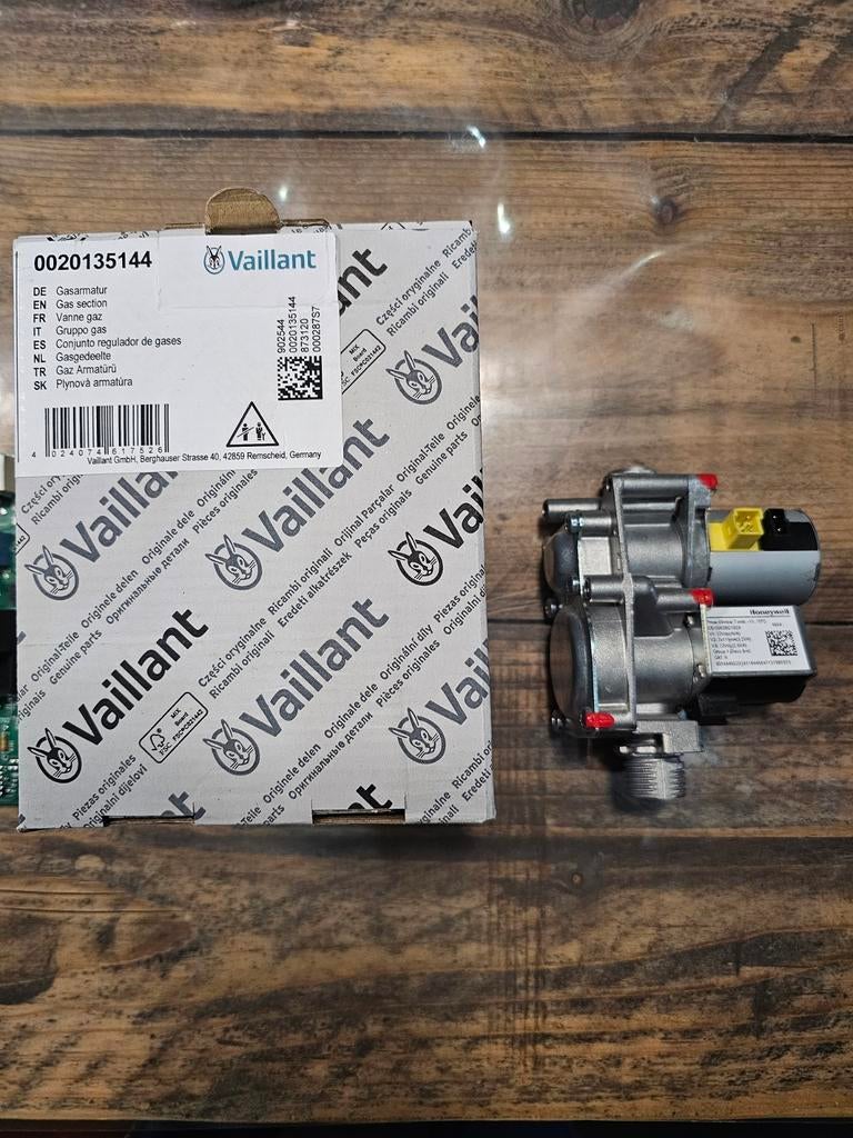 Gasblok uit vaillant ecotec plus, Ophalen