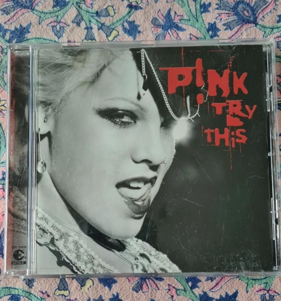 Pink Try this, Ophalen of Verzenden, Zo goed als nieuw