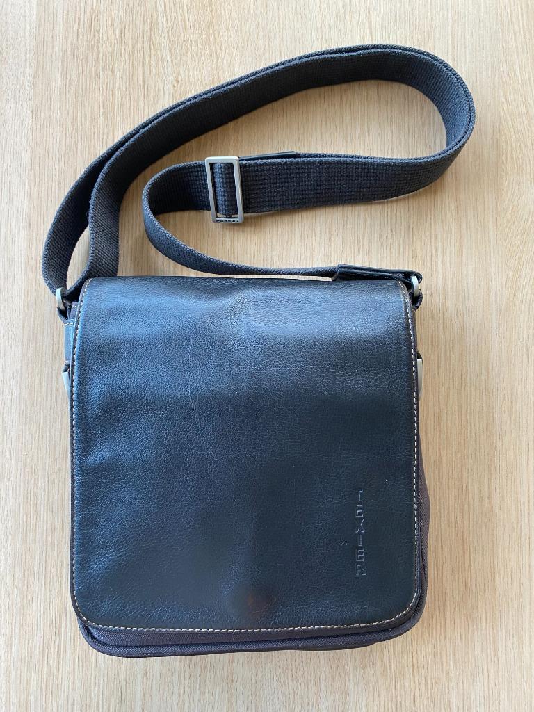 Besace en cuir Texier de belle qualité, pratique et élégante, Bijoux, Sacs & Beauté, Sacs | Sacs à bandoulière, Autres marques