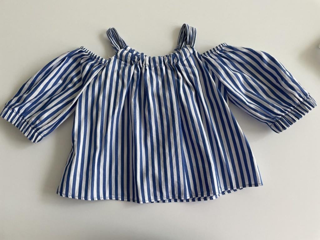 Witte/blauwe blouse maat 110, Kinderen en Baby's, Meisje, Overhemd of Blouse, Ophalen of Verzenden, Zo goed als nieuw