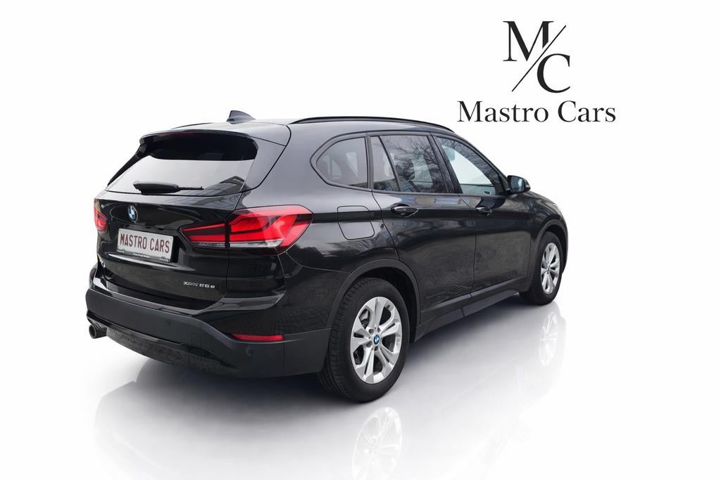 BMW X1 25XE 220pk 10/2021 84.000km Garantie, Auto's, BMW, Monovolume, Zwart, Leder, 5 zetels