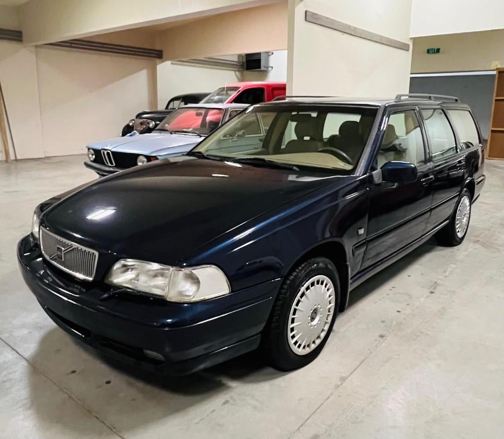 Volvo V70 2.0i, Autos, Volvo, Euro 2, Achat, Entreprise, Boîte manuelle