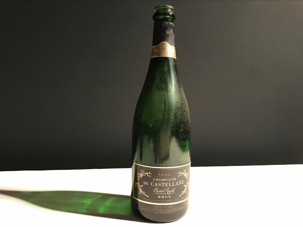 Bouteille vide de champagne de castellane cuvée royale 1983, Enlèvement ou Envoi, Comme neuf