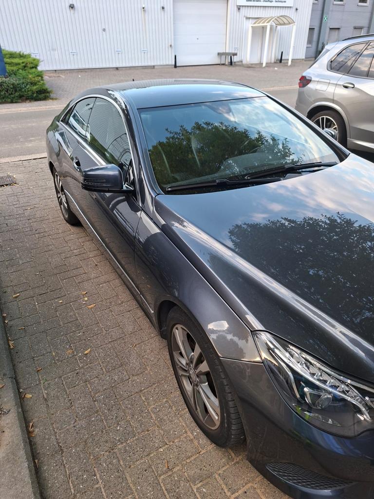 Merceds-Benz E220 Coupé, Autos, Achat, 1800 kg, Noir, Diesel