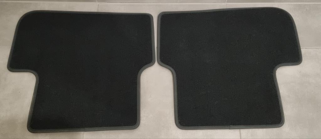 2 tapis neufs pour Mercedes Classe A, pour l'arrière., Enlèvement ou Envoi