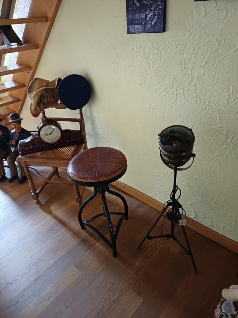 Piano stoel en leuke lamp, Ophalen