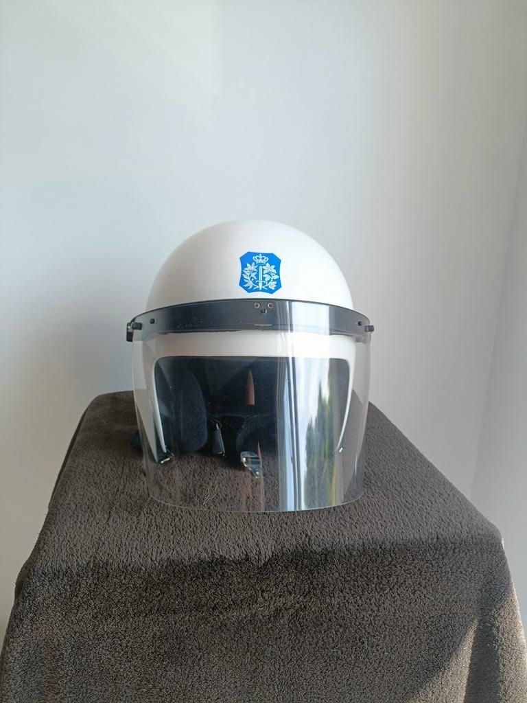 Helm gemeentepolitie mt 57-58, Verzamelen, Militaria | Algemeen, Ophalen of Verzenden