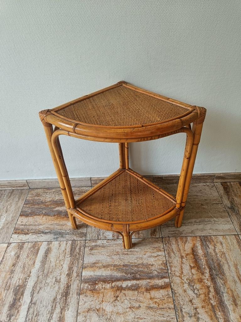 Vintage rotan wandkast, Ophalen, Gebruikt