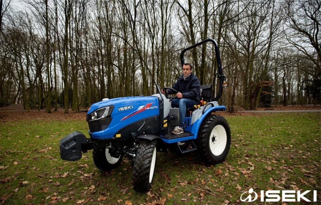 ÉLÉVATEUR ISEKI TM 4270 HYDRO -30 CV -900 KG, Articles professionnels, Enlèvement