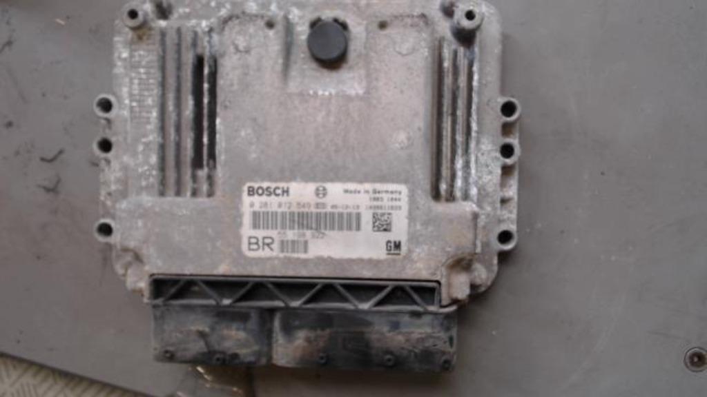 Boitier moteur Opel Zafira B 1.9CDTi 74kw 0281012549 (588), Enlèvement ou Envoi, Utilisé, Opel