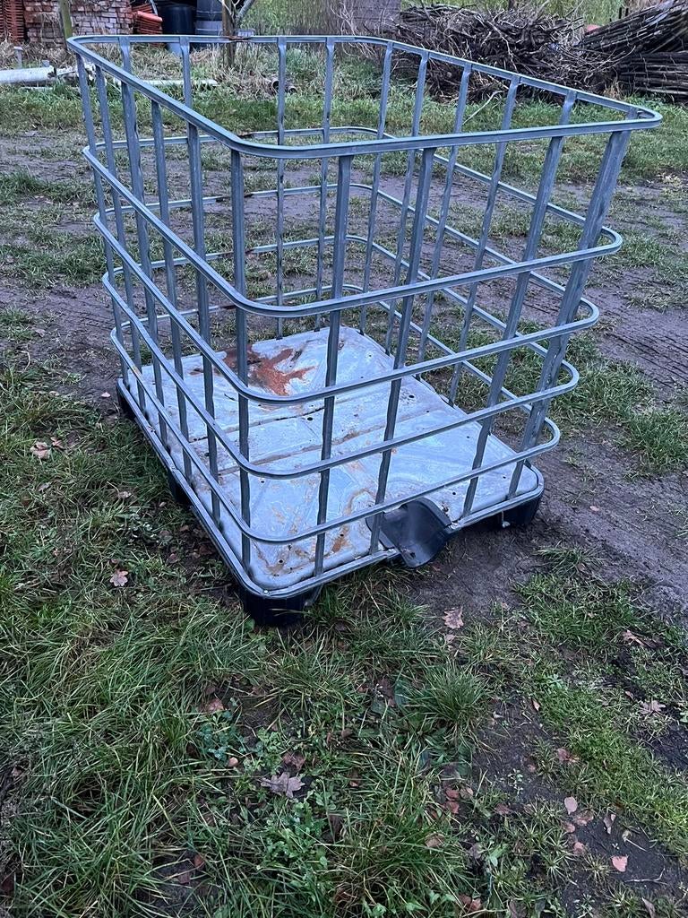 8 Ibc kratten, Doe-het-zelf en Bouw, Ophalen, Zo goed als nieuw