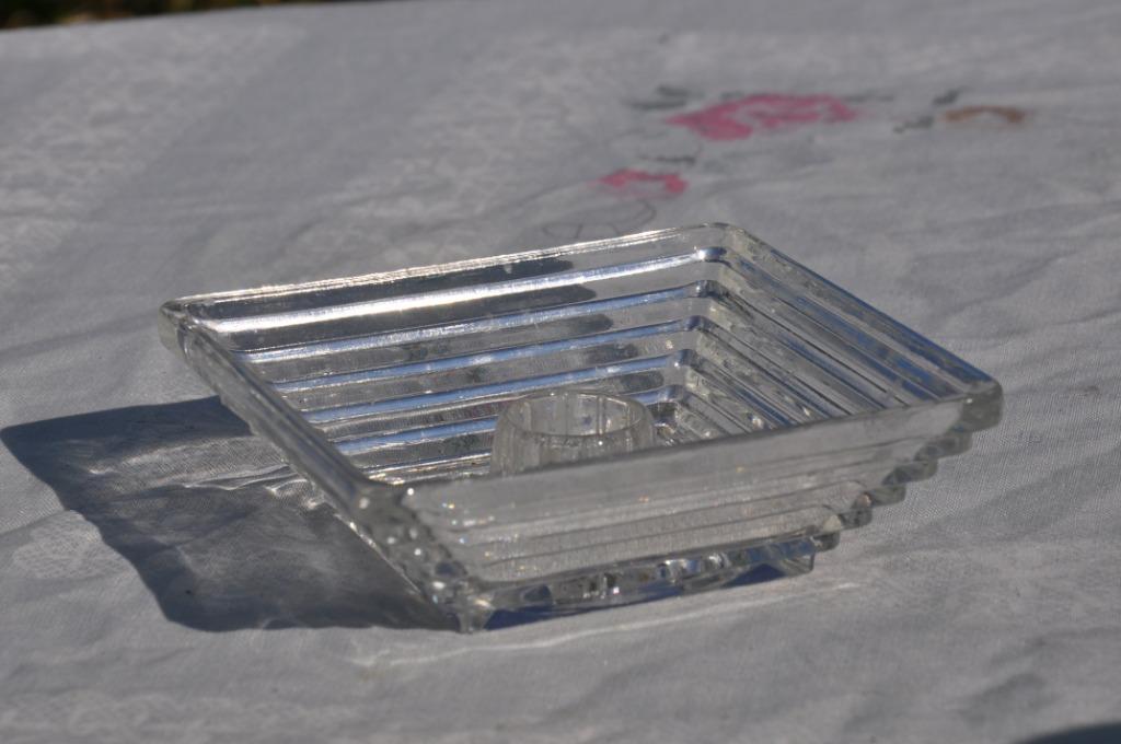 bougeoir de table carré en verre moulé, Enlèvement ou Envoi, Comme neuf, Autres matériaux, Blanc