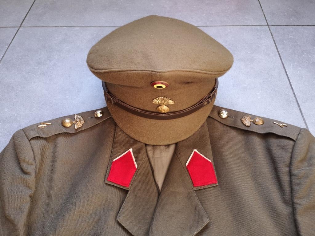 Uniforme + Police militaire Kepie Armée belge, Enlèvement ou Envoi