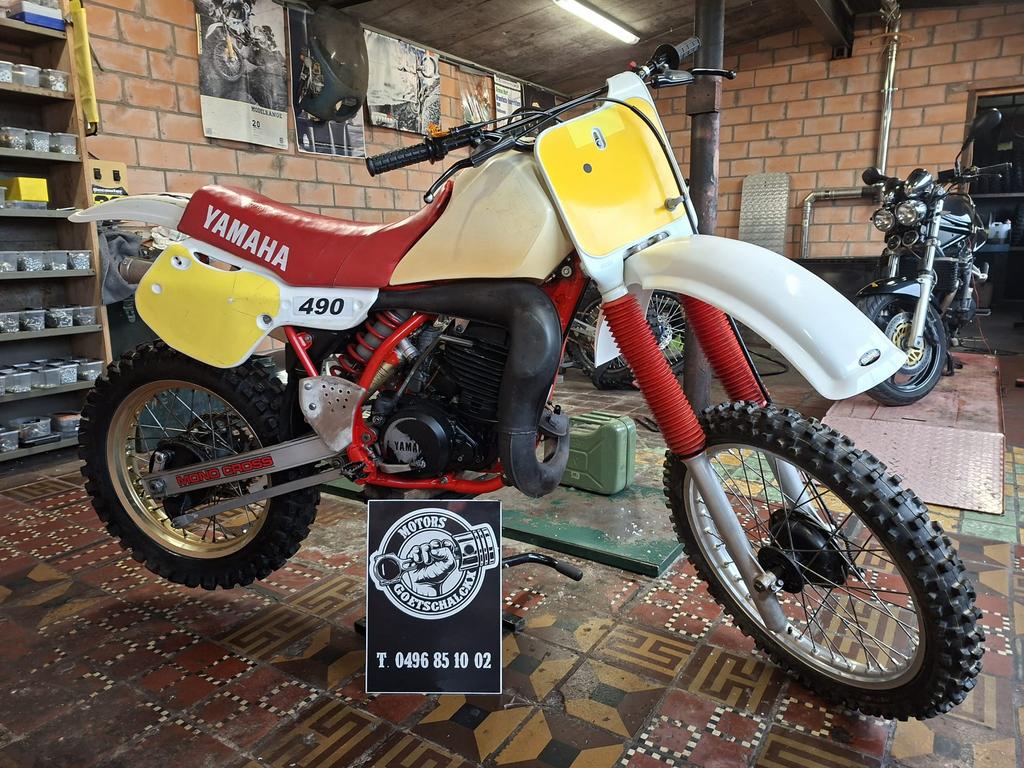 Yamaha yz 490, Particulier