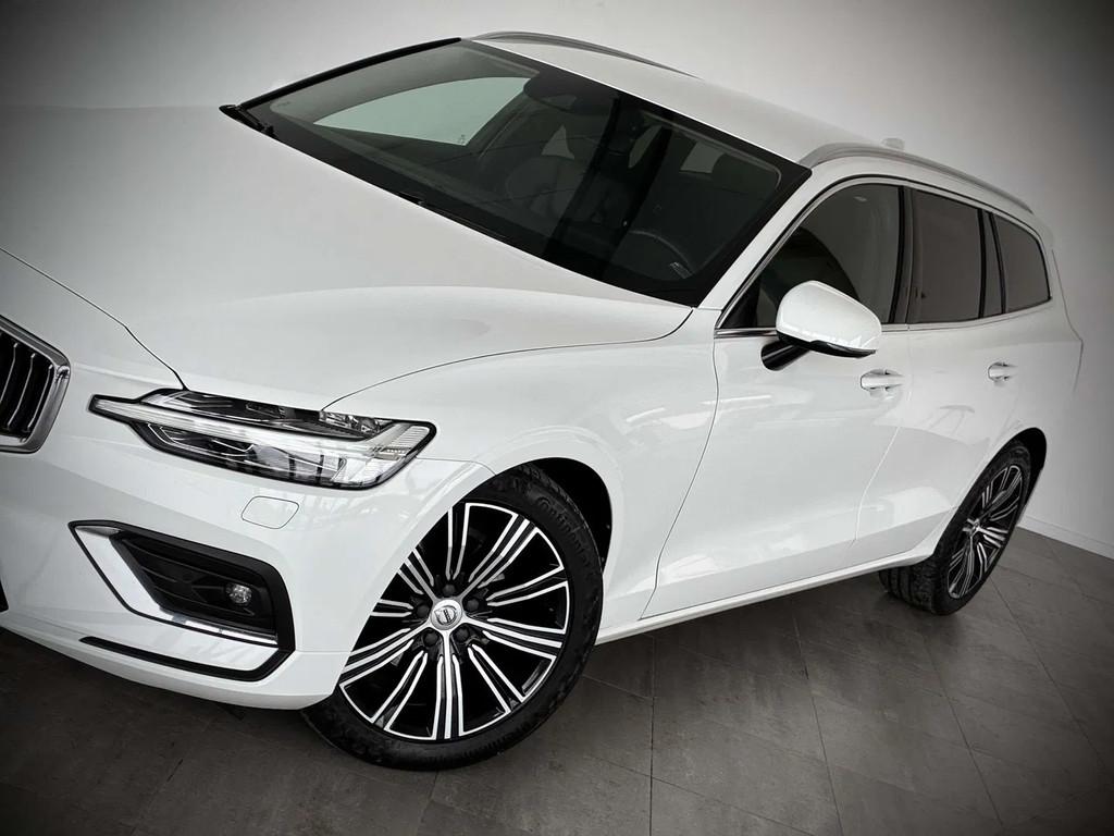 Volvo V60 BREAK 2.0 D3-GPS-CUIR-CARPLAY-CAMERA-JANTES18-PDC, Autos, Cuir, Achat, Entreprise, Noir