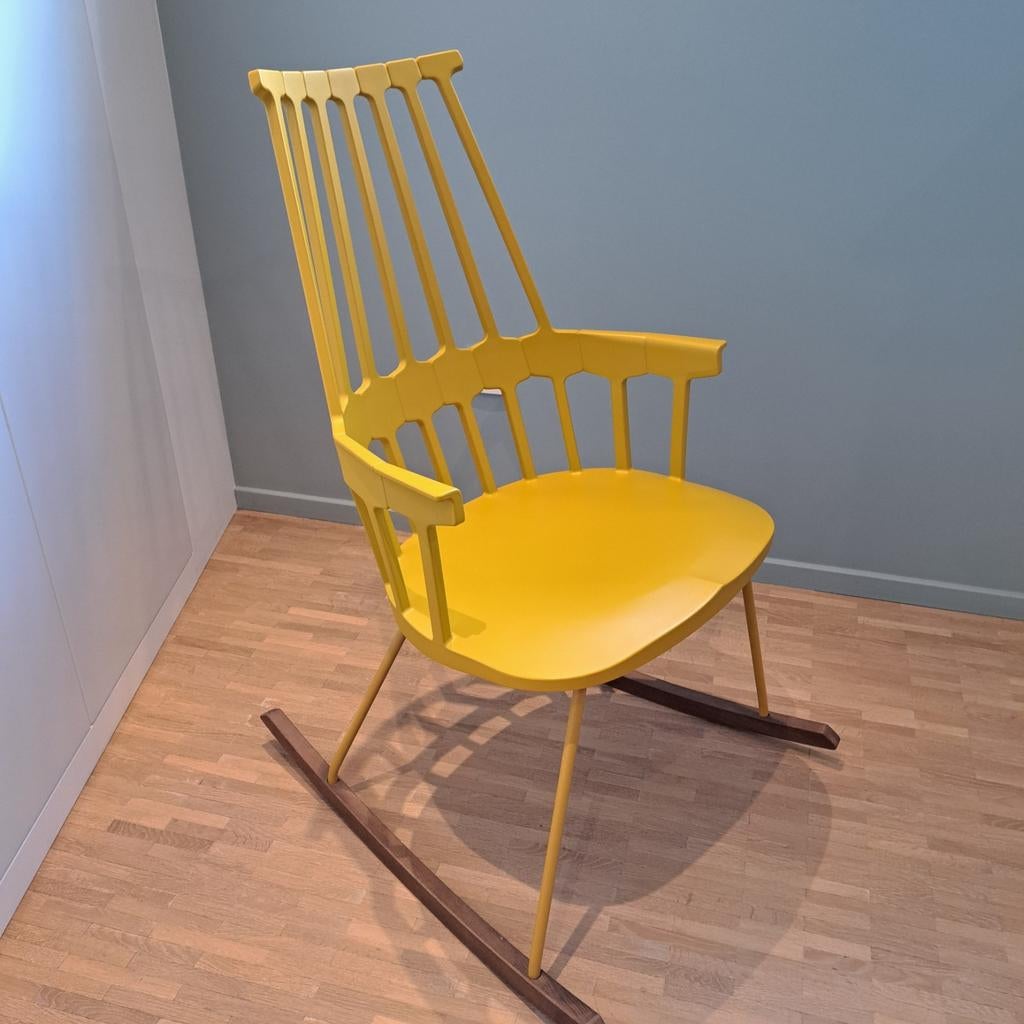 Kartell design schommelstoel, Huis en Inrichting, Stoelen, Overige kleuren, Design, Zo goed als nieuw, Eén