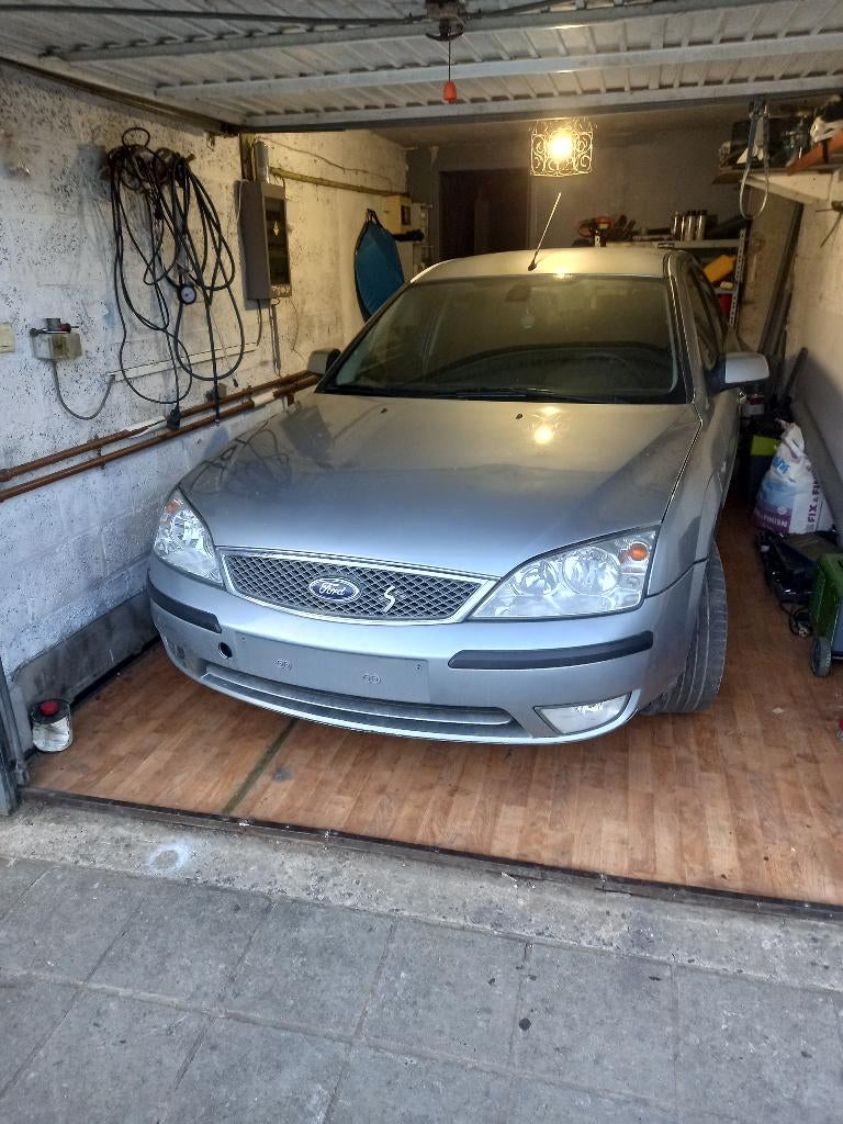 Ford modeo 2litre tcdi années 2004, Auto's, Voorwielaandrijving, Mondeo, Bedrijf, 5 zetels