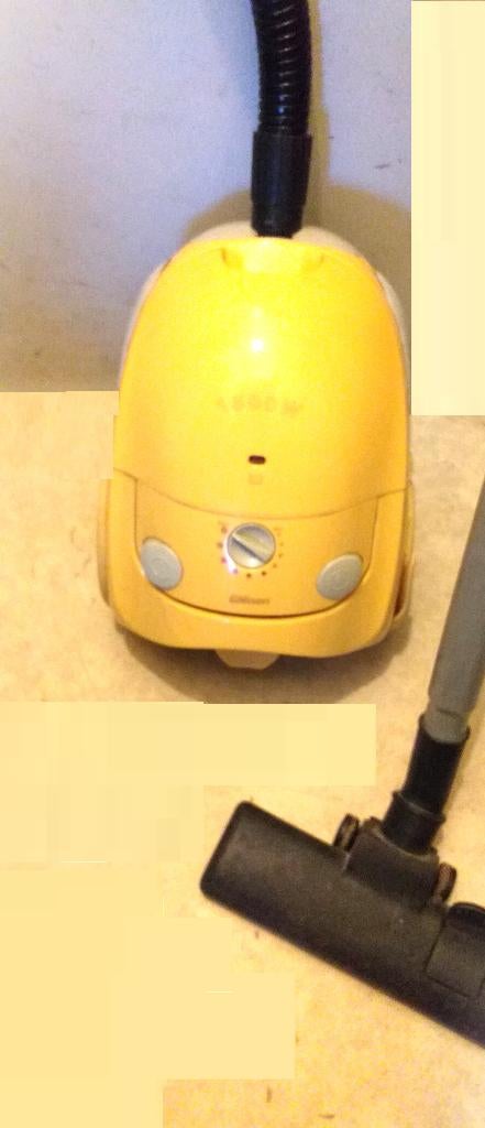 Aspirateurs 1500 Watt + 5 sac, Envoi