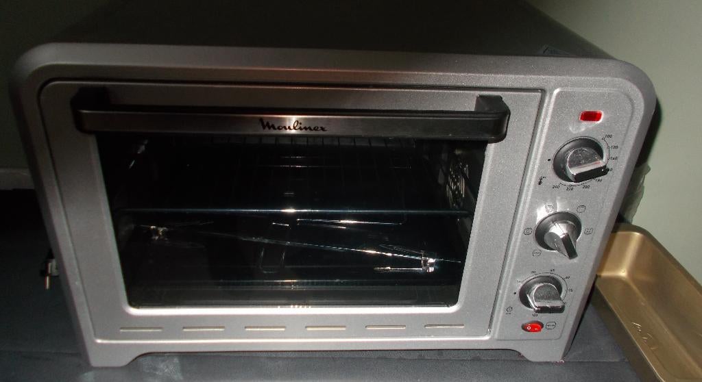 Bakoven en grill Moulinex 3keer gebruikt dus Nieuw, Ophalen, Minder dan 45 cm, Hete lucht, Grill
