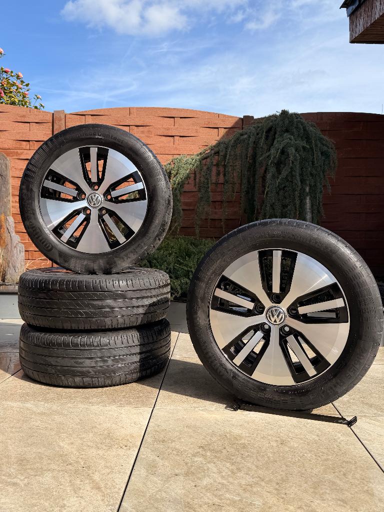 Originele Volkswagen Golf 7 VII Wielen en banden, Ophalen, Zo goed als nieuw