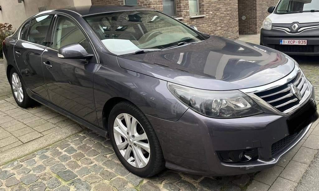 RENAULT LATITUDE/2.0 DIESEL/5 EUROS, Autos, Euro 5, Boîte manuelle, Noir, 5 portes
