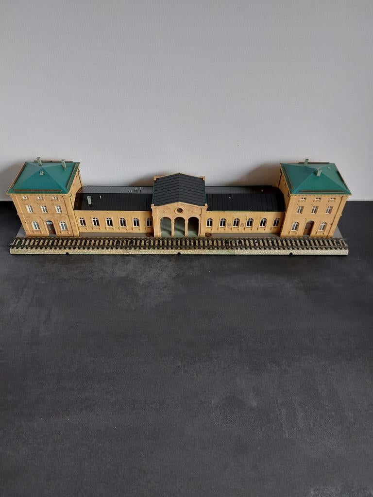 Station marklin jouef Lima fleischmann etc etc, Enlèvement ou Envoi