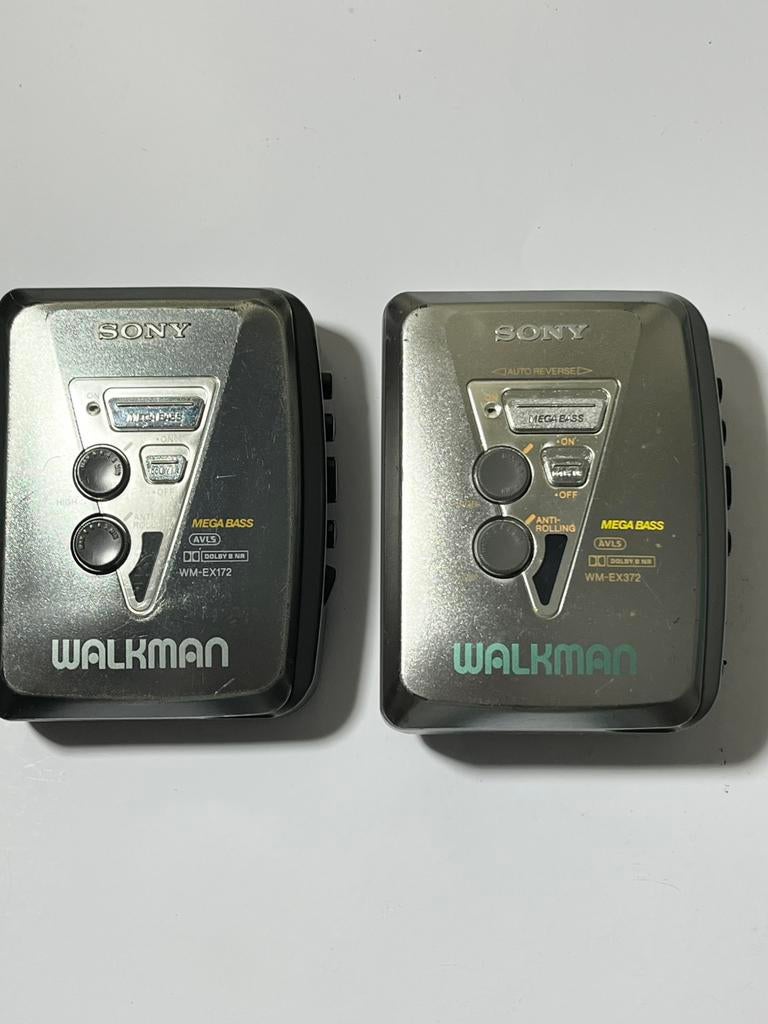 Lot de 2 Walkman Sony, Envoi, Walkman ou Baladeur