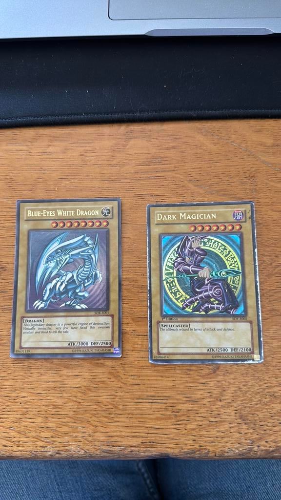 Yu-gi-oh blue eyes white dragon and Dark magicien 1st editio, Enlèvement ou Envoi, Comme neuf