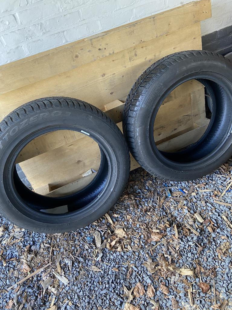 2 Pirelli winterbanden, Auto-onderdelen, Banden en Velgen, Ophalen, Gebruikt, 17 inch, Band(en)