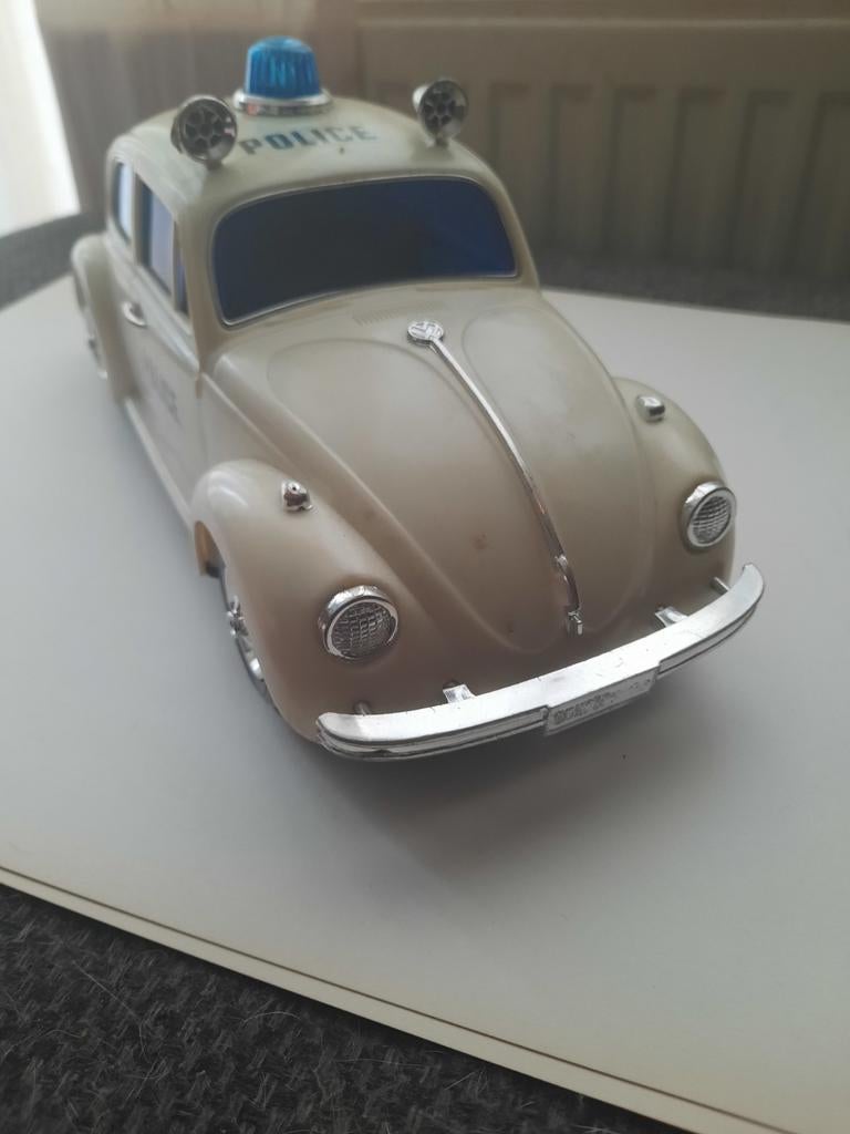 Vw keverke police car batterij aangedreven, Ophalen