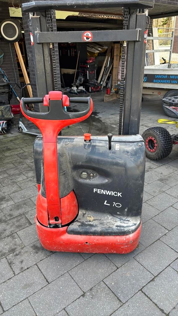 Stapelaar linde l10 tekoop voor onderdelen of handige harry., Zakelijke goederen, Machines en Bouw | Heftrucks en Intern transport