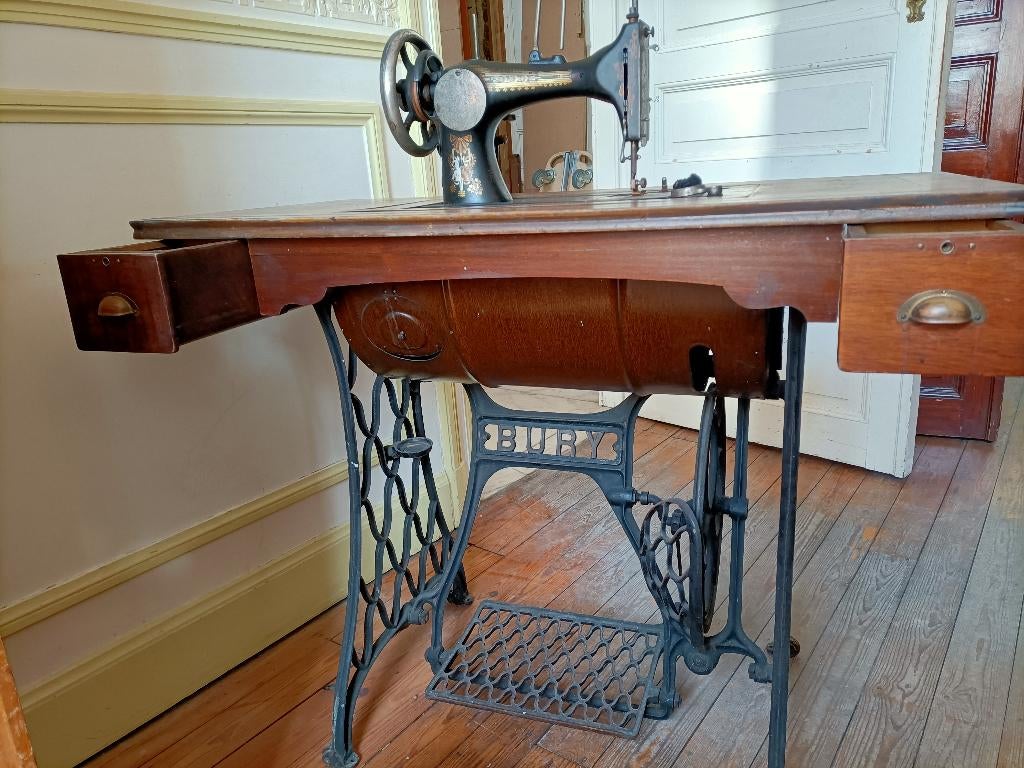 Ancienne Singer, machine à coudre, Antiquités & Art, Enlèvement