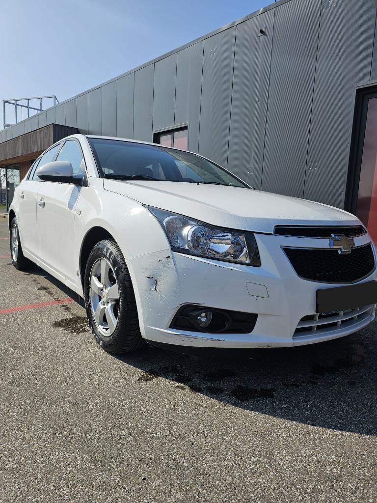Chevrolet 1.8 Benzine (141 pk) – 2012 – 152.000 km – 3.399€!, Auto's, Chevrolet, Voorwielaandrijving, Euro 5, Wit, Cruze