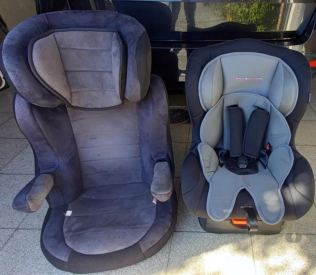 Deux chaises pour voiture pour bébé, Enlèvement